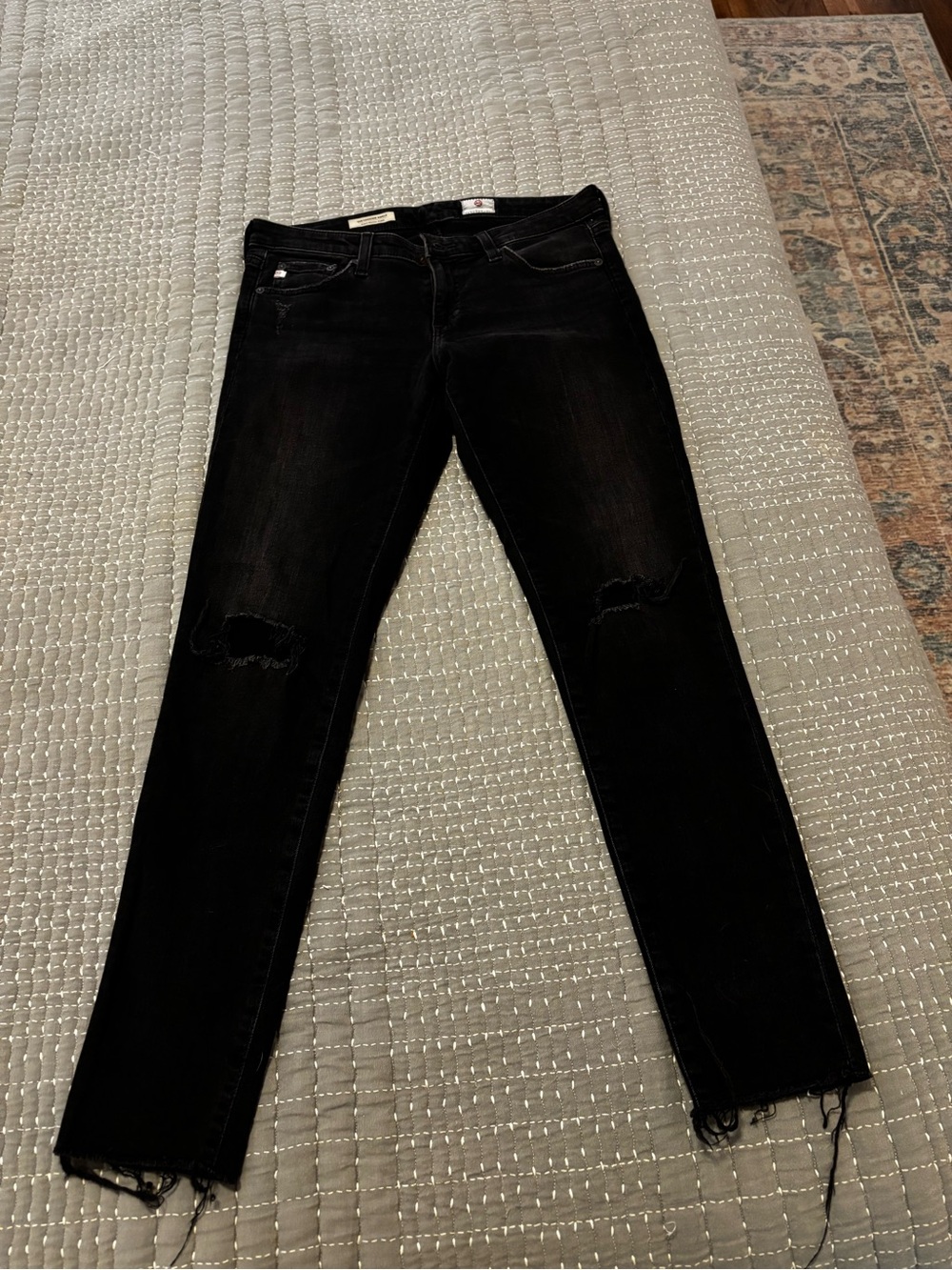 Black Distressed Women’s  Jeans